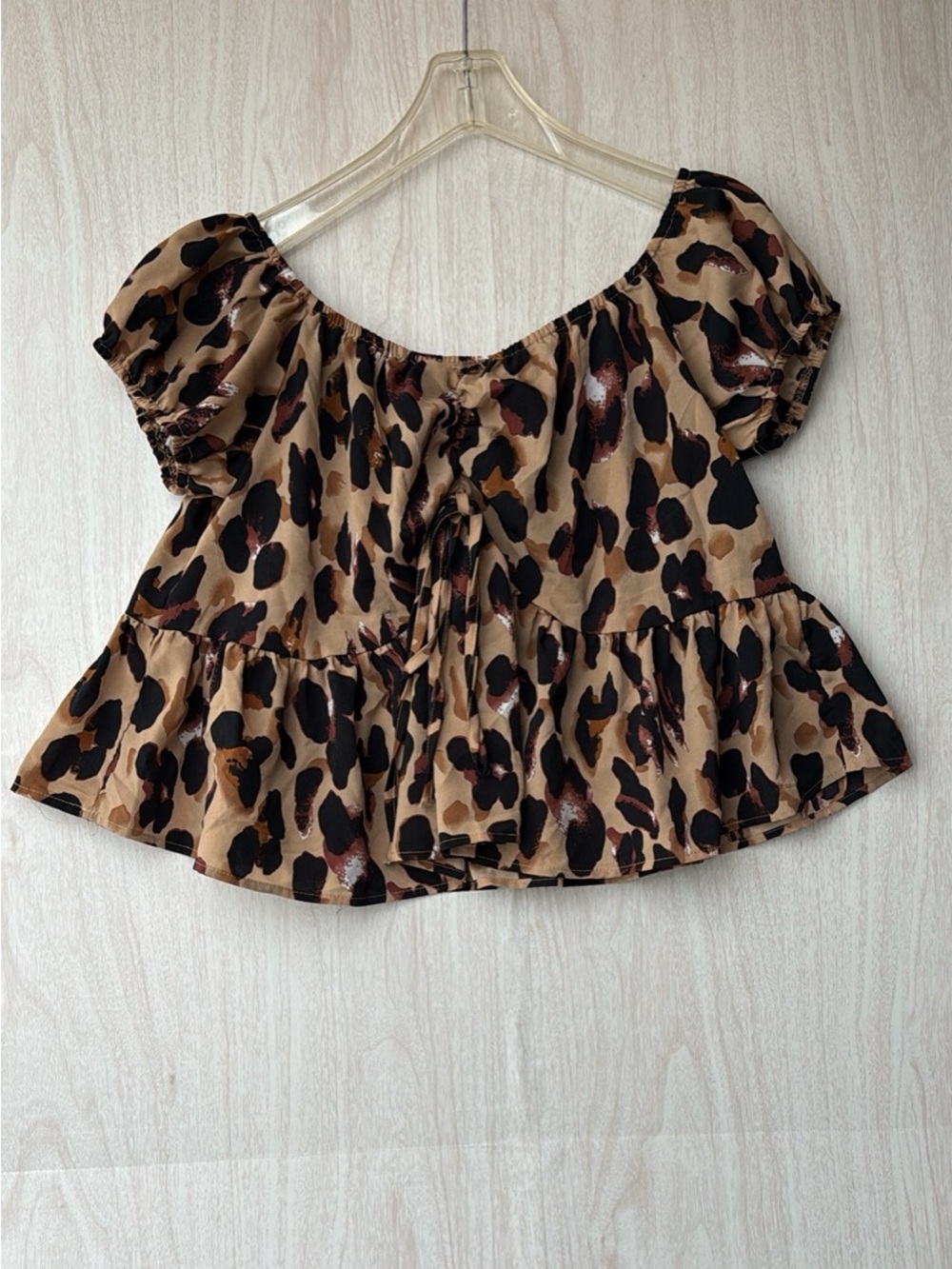 Source Unknown Tan Leopard Print Peplum Top